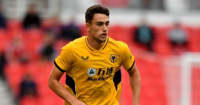 1646567723695092891.jpg 狼队.jpg