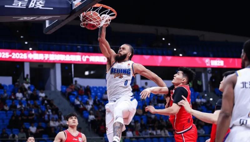 开云体育官方网址-北京98-85广州迎3喜1忧！内线顶级，方硕拾最佳角色，杰曼咋整？