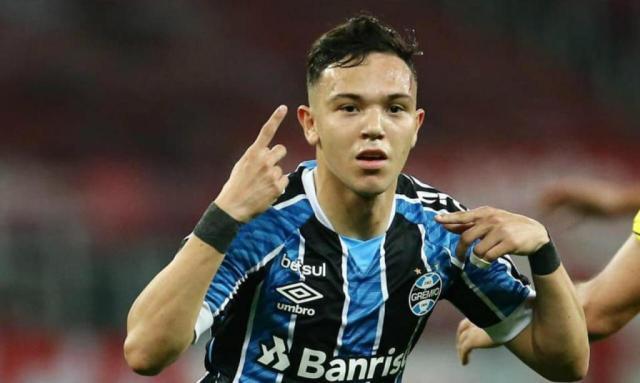 Kaiyun Sports-开云体育-佩佩还没挂靴 波尔图又从巴西签下一个年轻佩佩